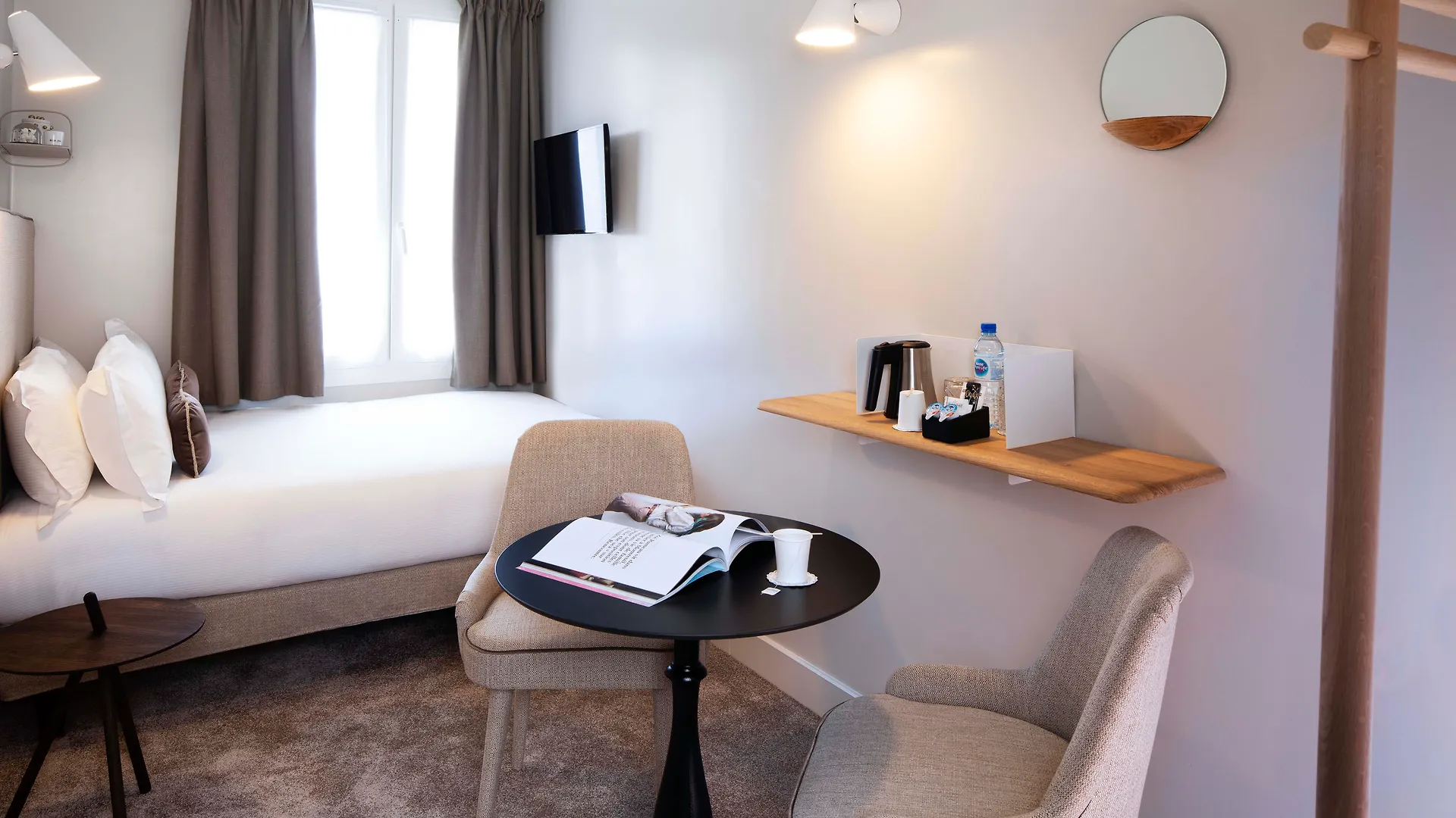 Eiffel Saint Charles Hotel 3*
