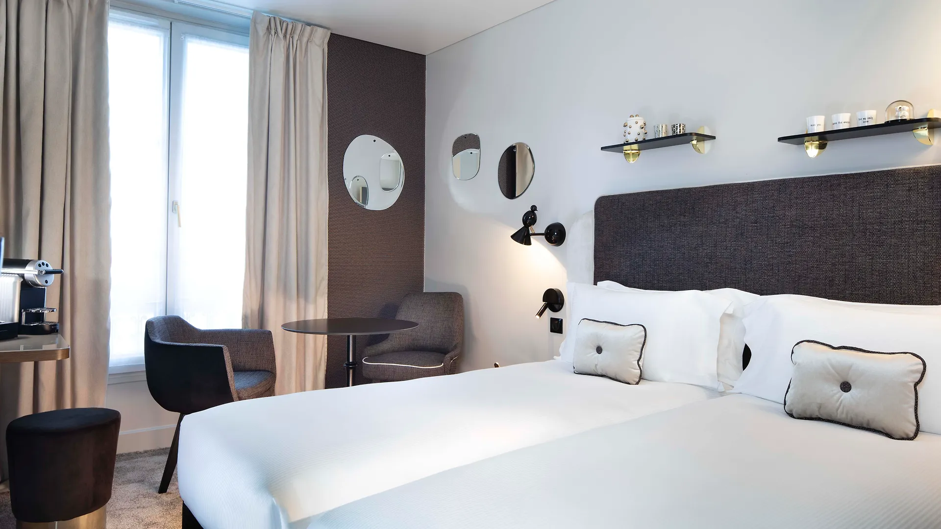 Eiffel Saint Charles Hotel 3*
