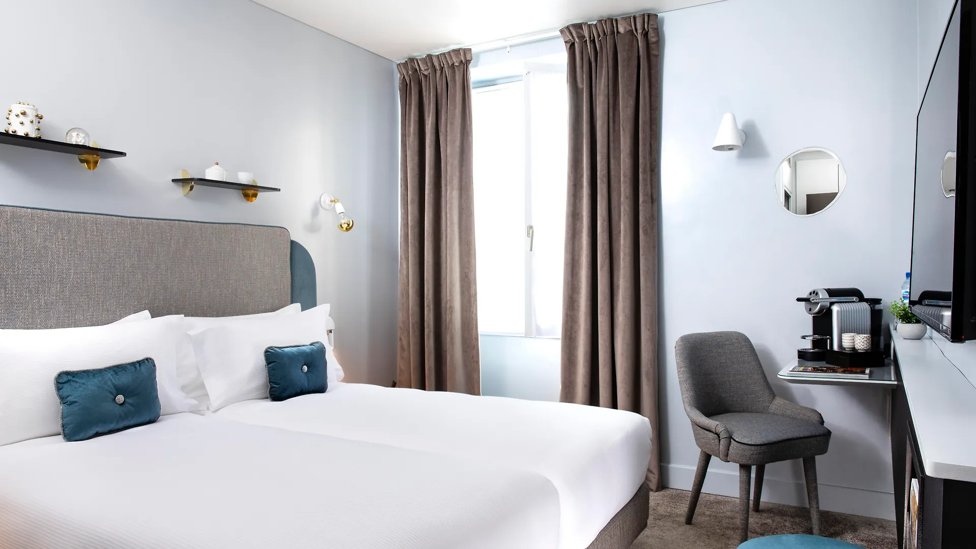 Eiffel Saint Charles Hotel Paris