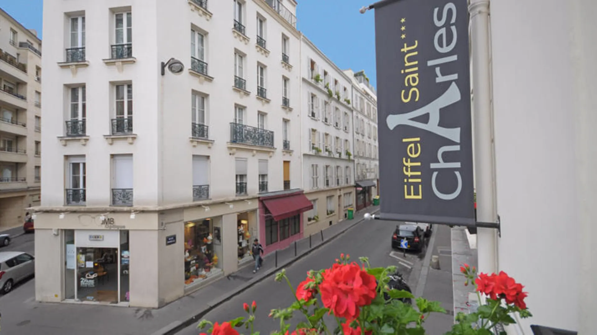 Hotel Eiffel Saint Charles